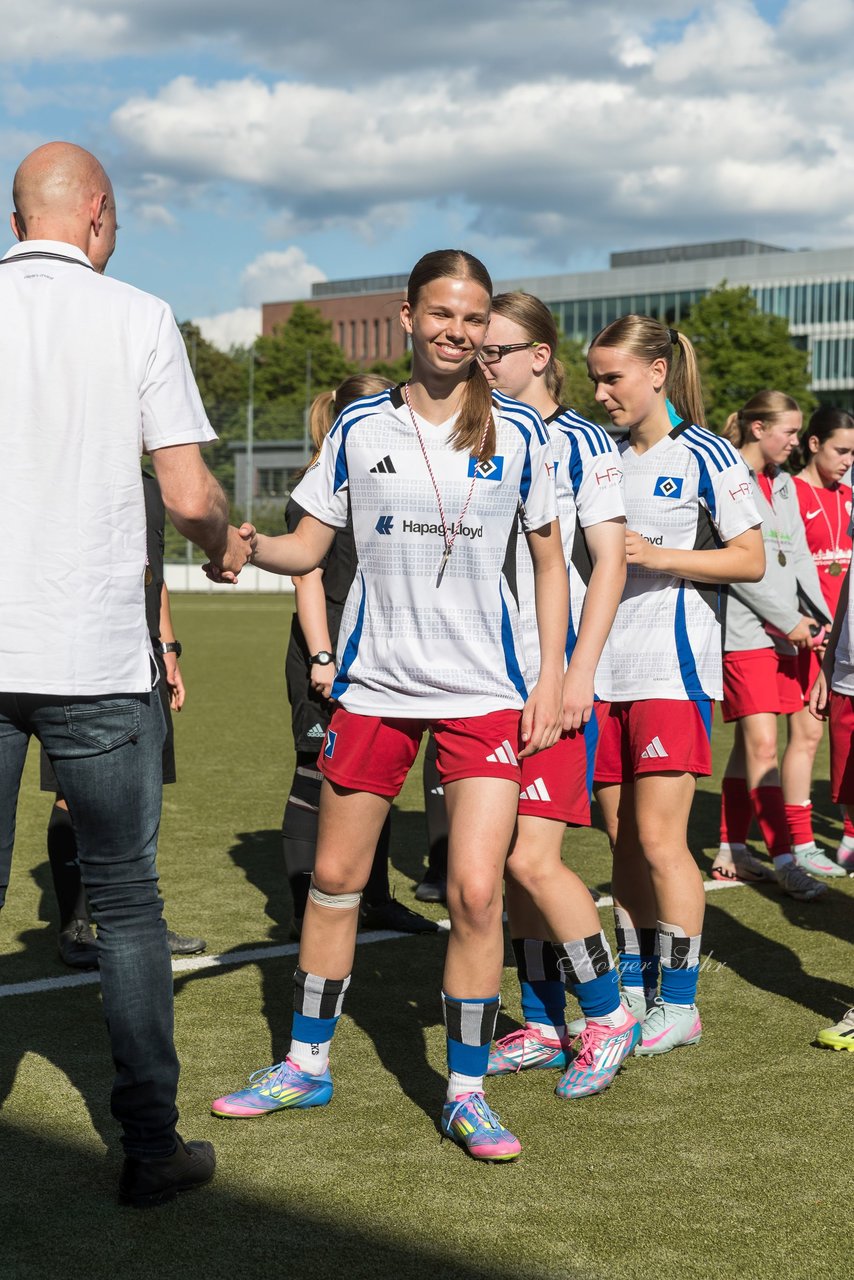 Bild 127 - wBJ Lotto Pokal Finale  Eimsbuetteler TV - Hamburger SV : Ergebnis: 0:3